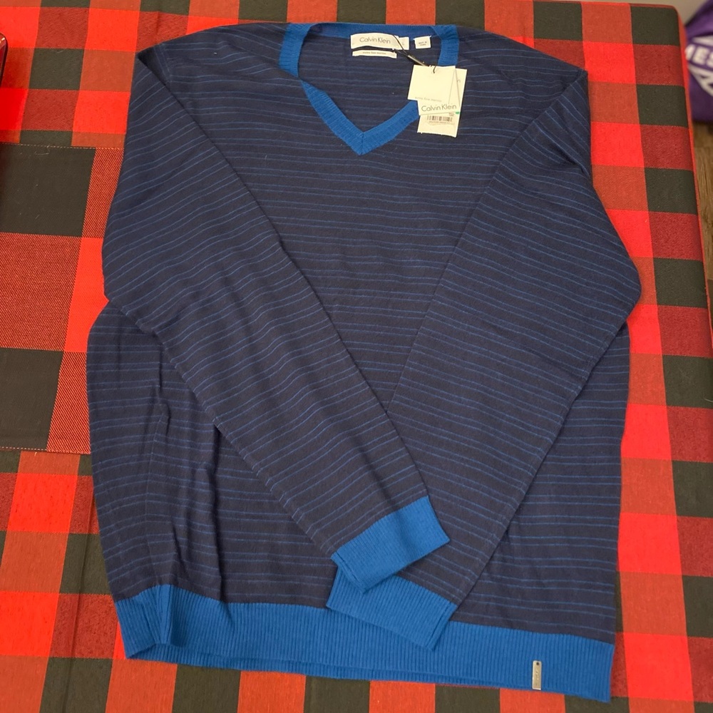 NWT Calvin Klein V-neck Sweater Navy Large